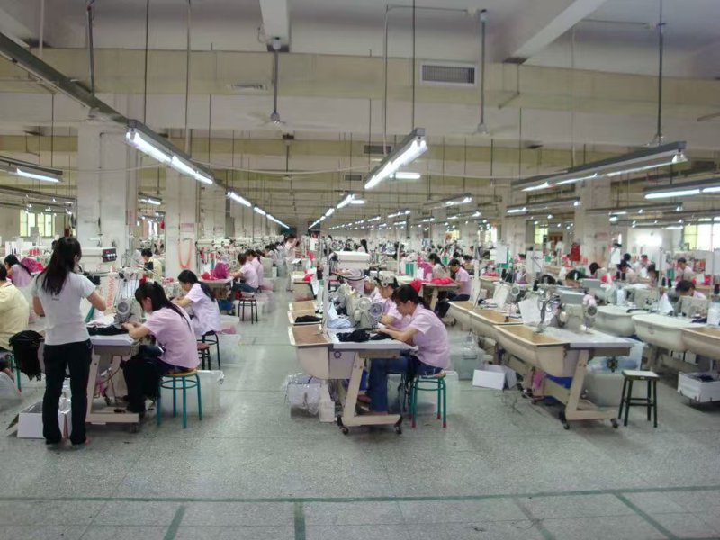 东莞服装加工行业：从传统到现代的蜕变