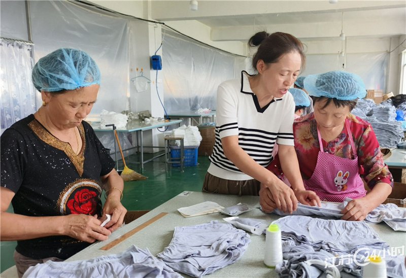 校服加工：行业动态与未来趋势